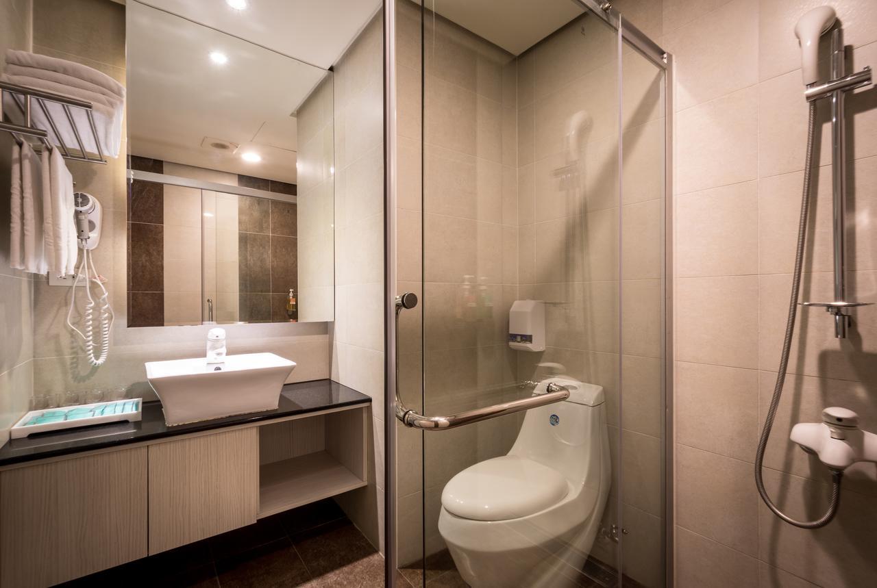 Yundu Business Hotel Mailiao Extérieur photo