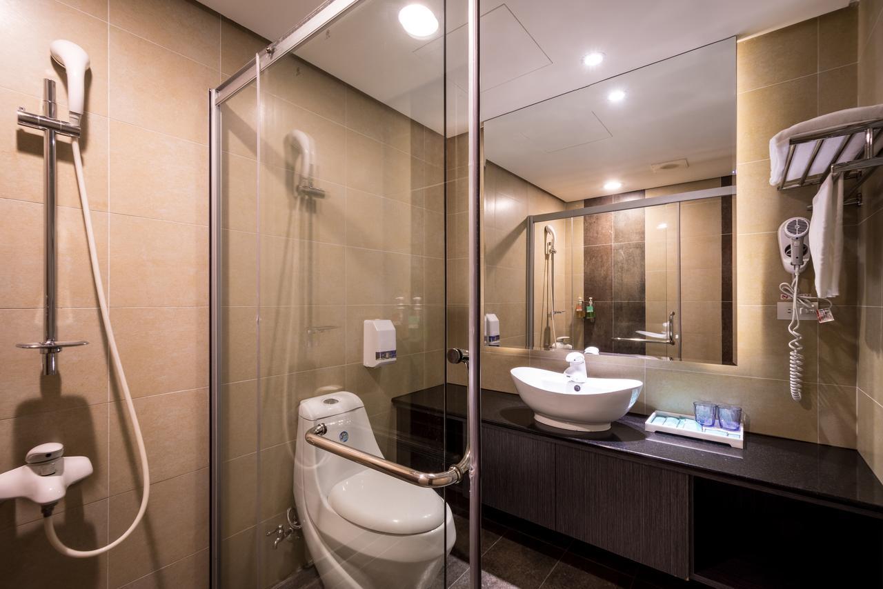 Yundu Business Hotel Mailiao Extérieur photo
