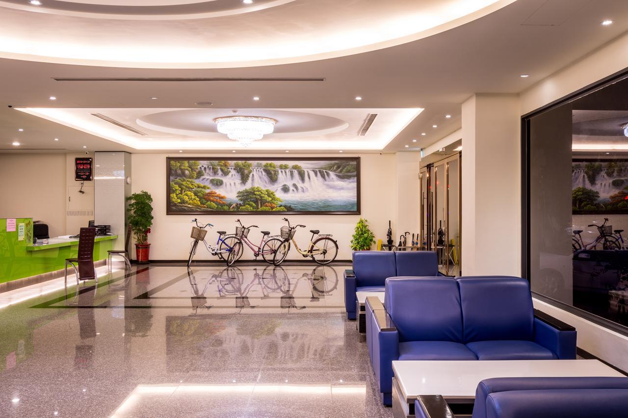 Yundu Business Hotel Mailiao Extérieur photo