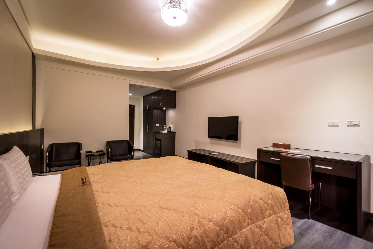 Yundu Business Hotel Mailiao Extérieur photo